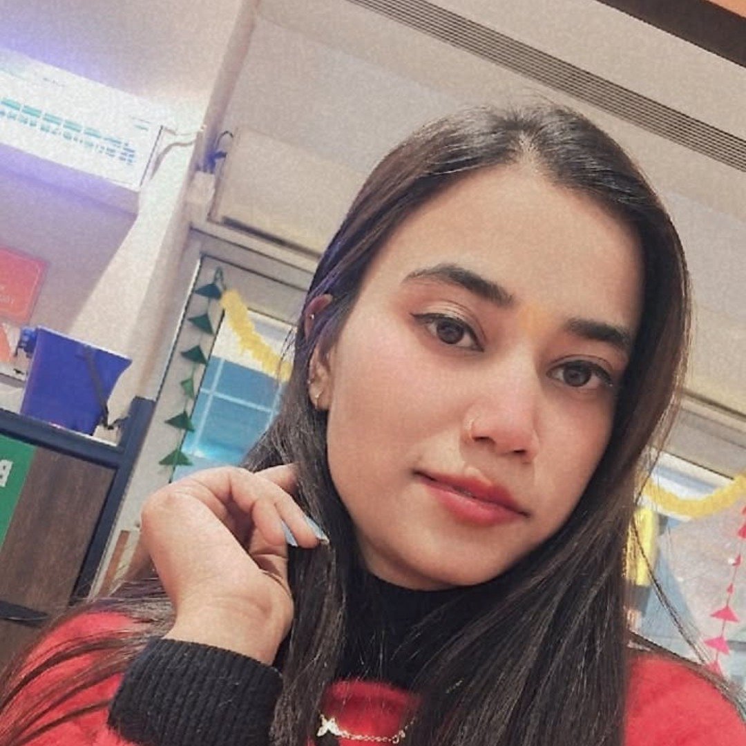 Divya Saxena